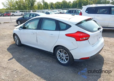 2016 Ford Focus Se z USA, uszkodzony, nr VIN 1FADP3K23GL277219